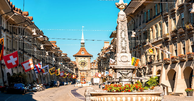 Walking Tour Of Bern